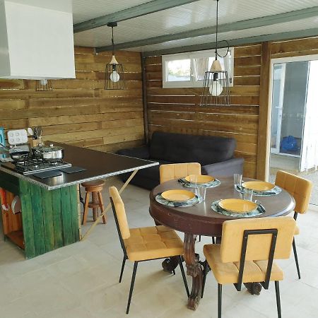 Casa Vale Ecotainer Hostel Lisbon Luaran gambar