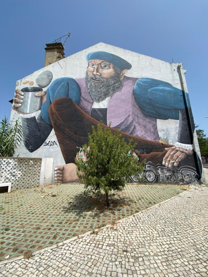 Casa Vale Ecotainer Hostel Lisbon Luaran gambar