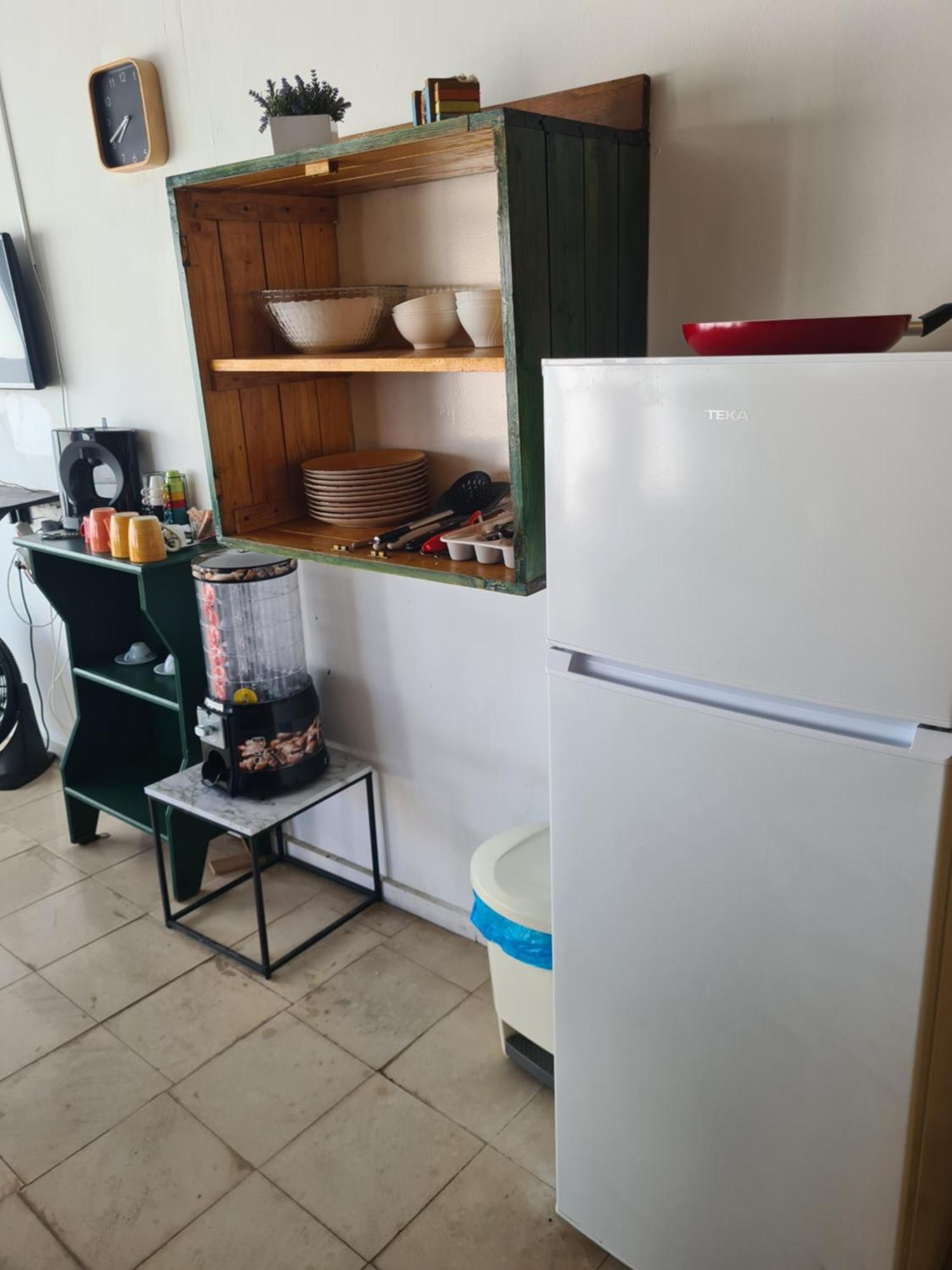 Casa Vale Ecotainer Hostel Lisbon Luaran gambar