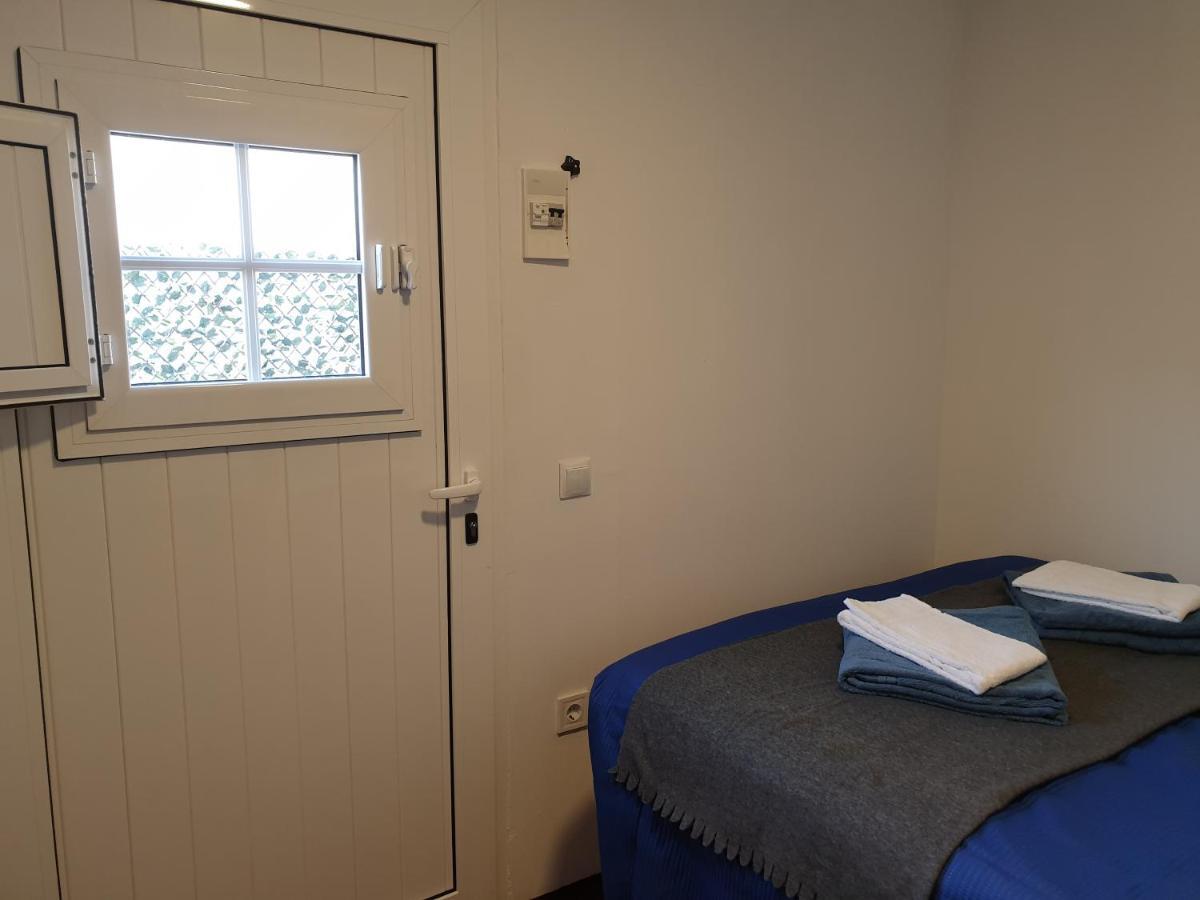 Casa Vale Ecotainer Hostel Lisbon Luaran gambar