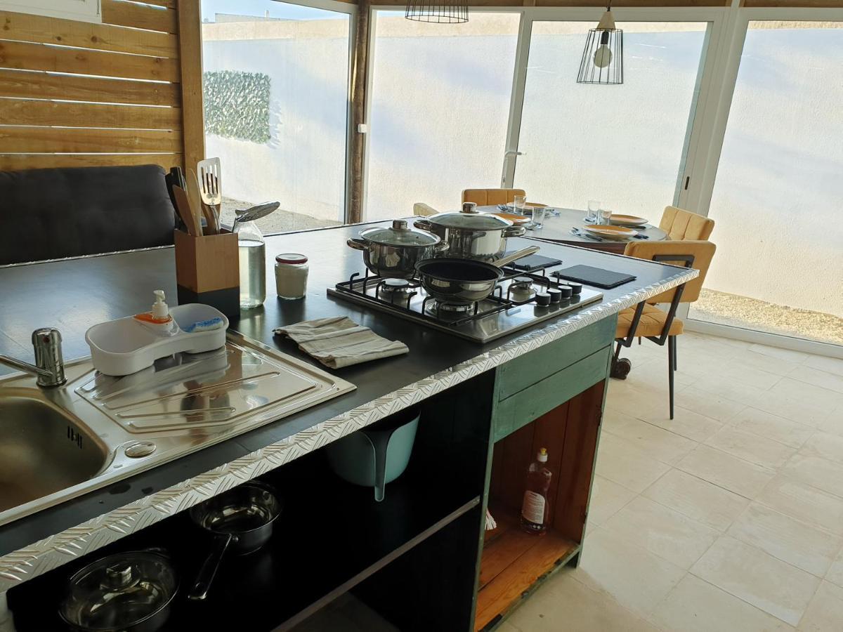 Casa Vale Ecotainer Hostel Lisbon Luaran gambar
