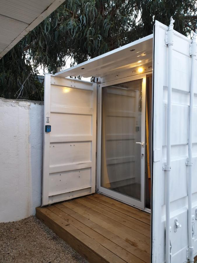 Casa Vale Ecotainer Hostel Lisbon Luaran gambar