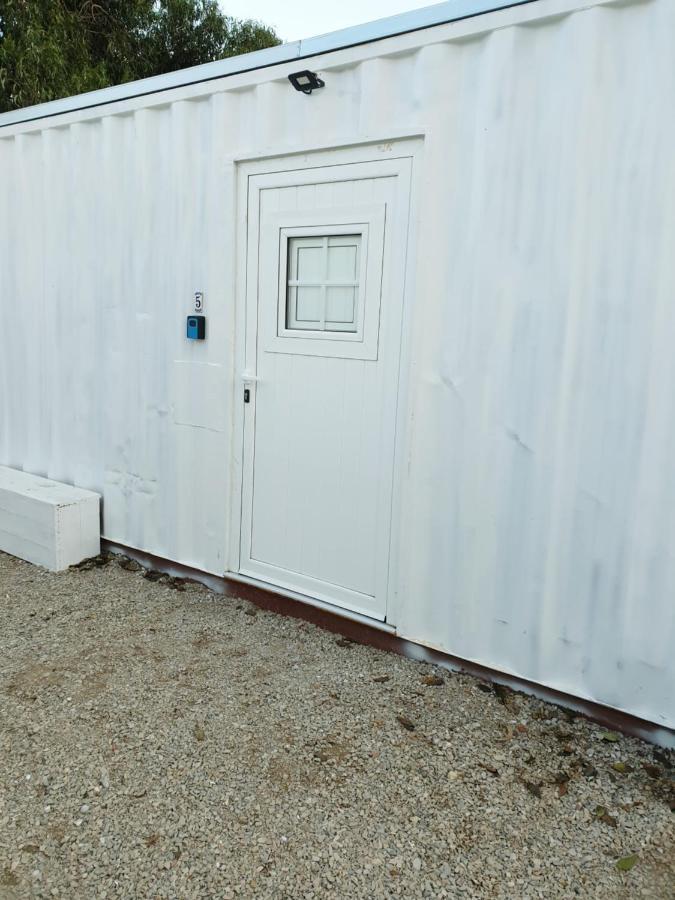 Casa Vale Ecotainer Hostel Lisbon Luaran gambar